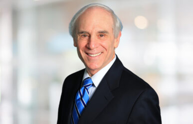 Headshot Andrew Greenwald