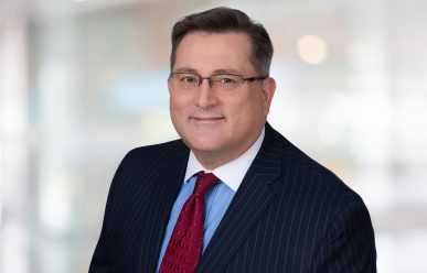 Headshot Darin Rumer