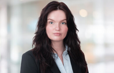 Headshot Kenna Cramer